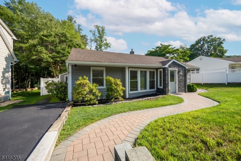 White Meadow Lake - Residential