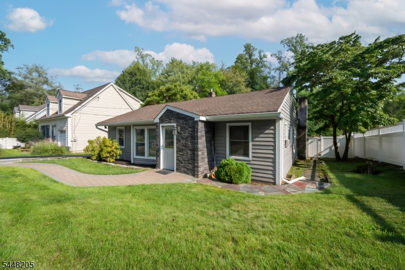 White Meadow Lake - Residential