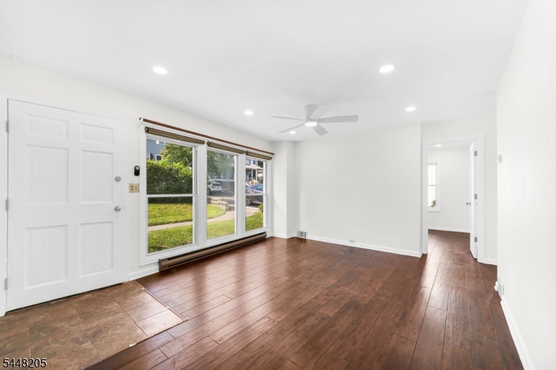 White Meadow Lake - Residential