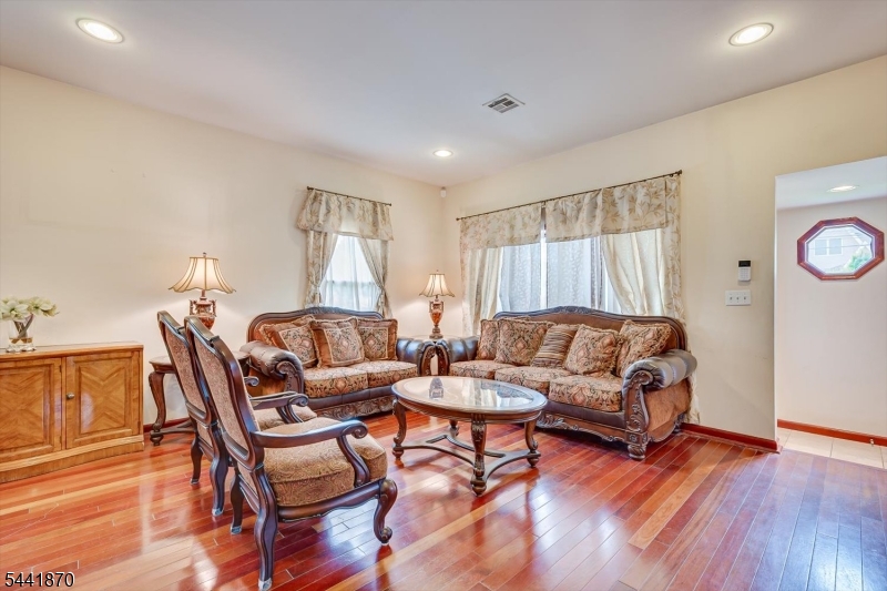Menlo Park Terrace - Residential