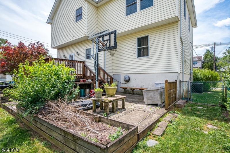 Menlo Park Terrace - Residential
