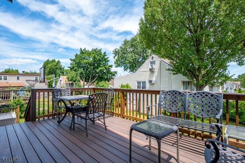 Menlo Park Terrace - Residential