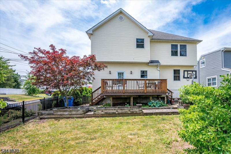 Menlo Park Terrace - Residential