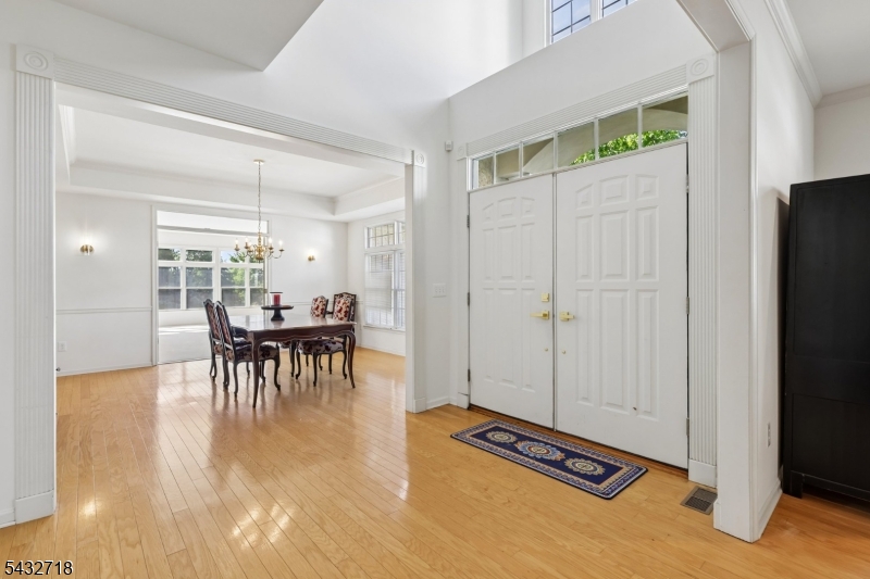 Grande  At Pleasantdale - Residential
