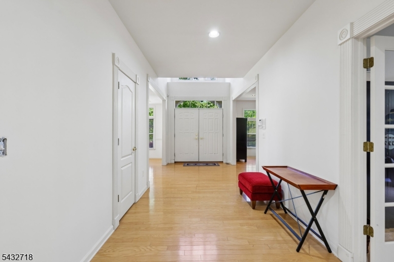 Grande  At Pleasantdale - Residential