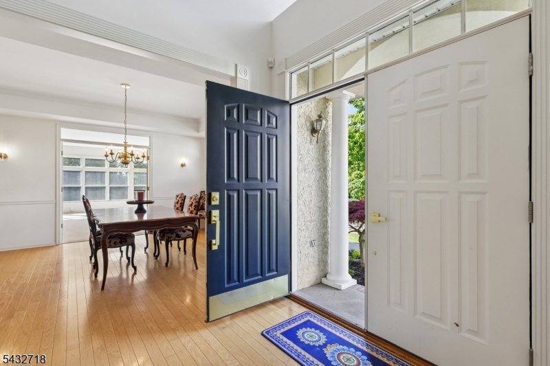 Grande  At Pleasantdale - Residential
