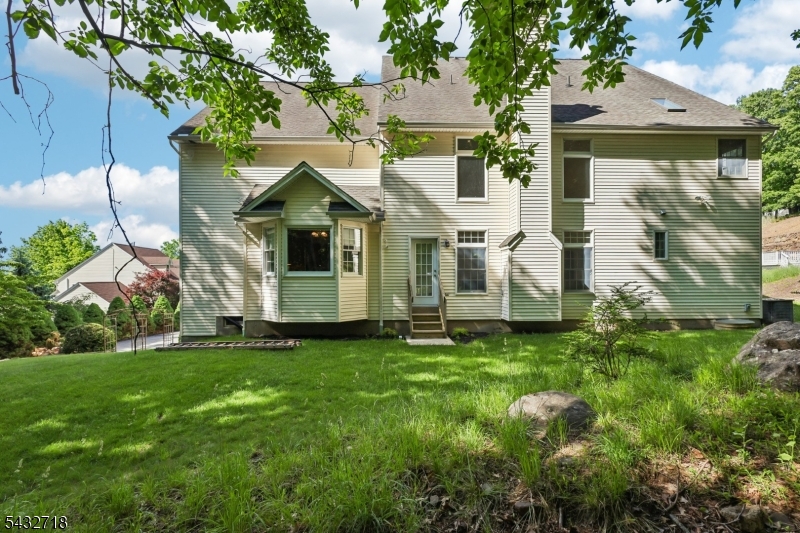 Grande  At Pleasantdale - Residential