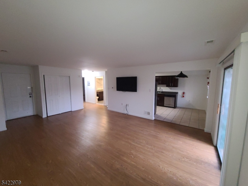 Edison Glen - Residential