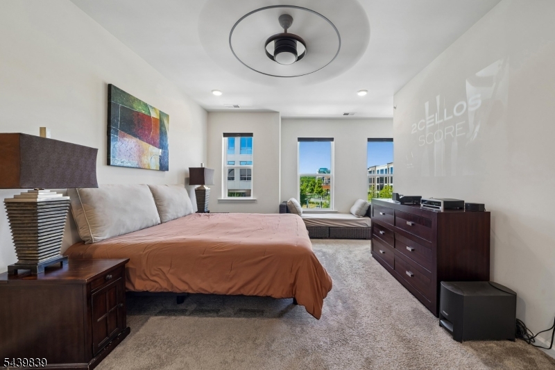 Townhomes at Vermella - Residential