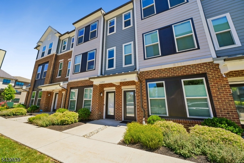 Townhomes at Vermella - Residential