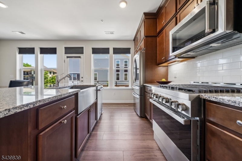 Townhomes at Vermella - Residential