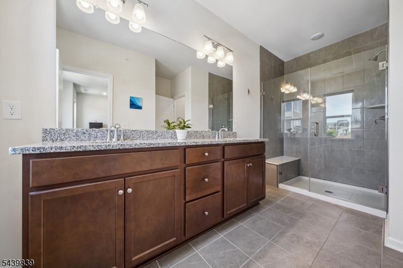 Townhomes at Vermella - Residential