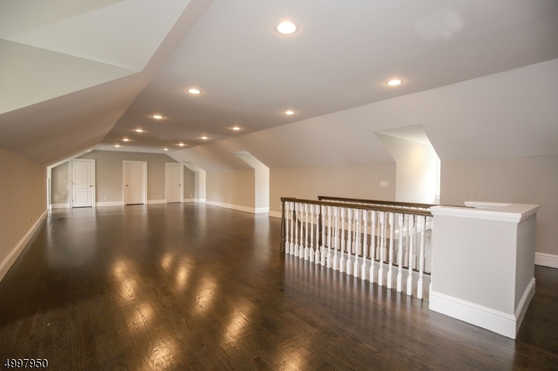 NEW VERNON - Residential