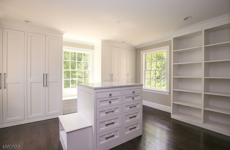 NEW VERNON - Residential