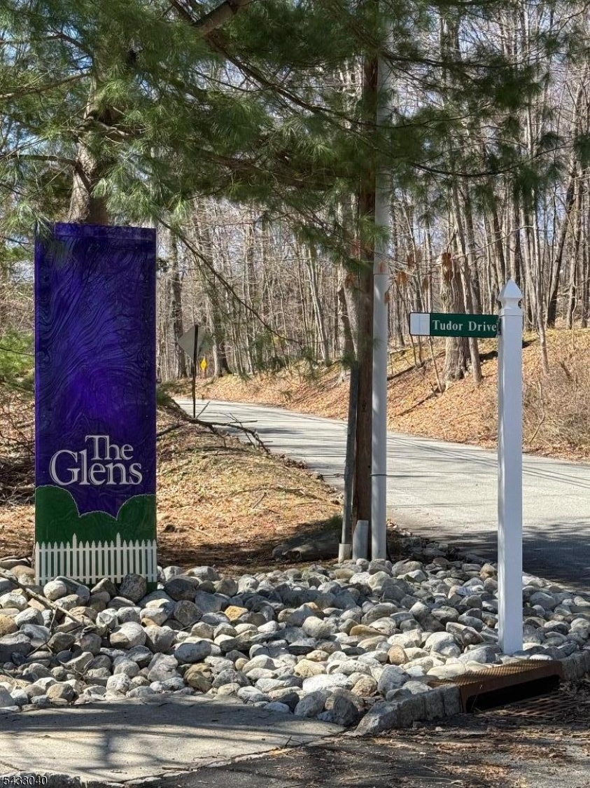 The Glens - Residential