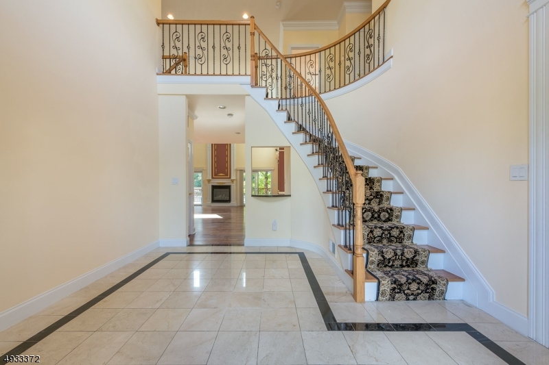 Carriage Pointe - Residential