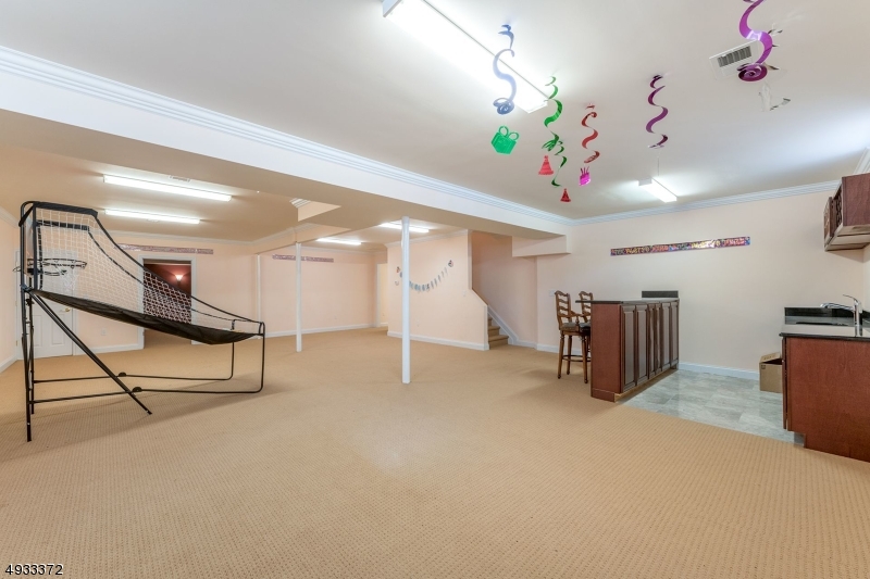Carriage Pointe - Residential