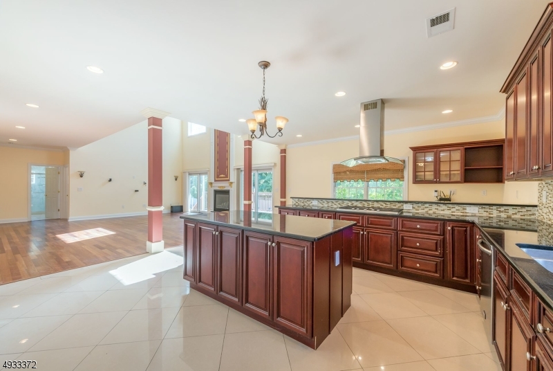 Carriage Pointe - Residential