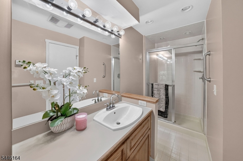 PRINCETON LANDING - Residential