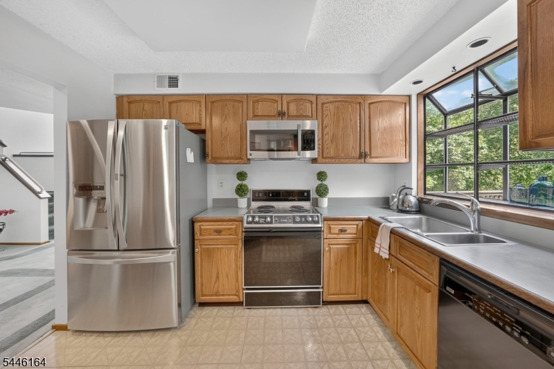 PRINCETON LANDING - Residential