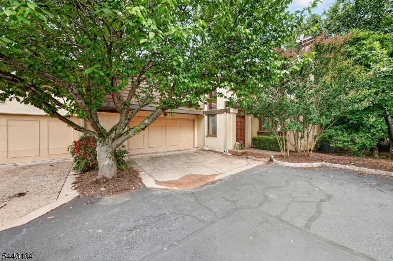 PRINCETON LANDING - Residential
