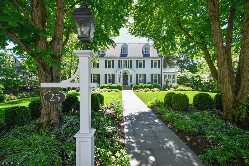 North Summit - Residential