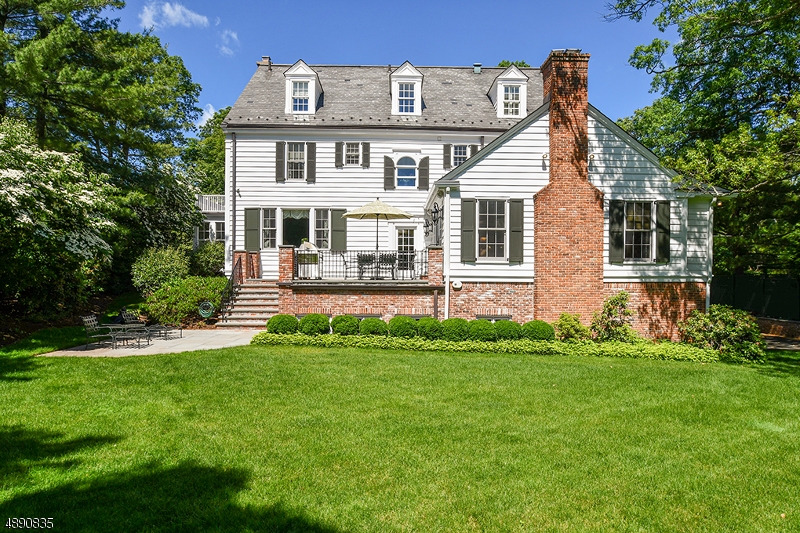 North Summit - Residential