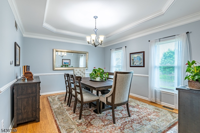 Greenwich Chase - Residential