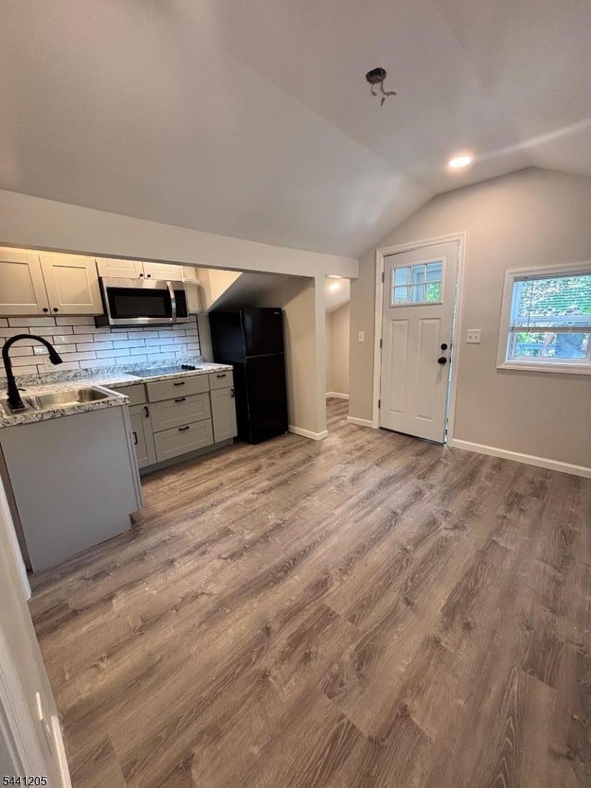 Oak Ridge - Residential Lease