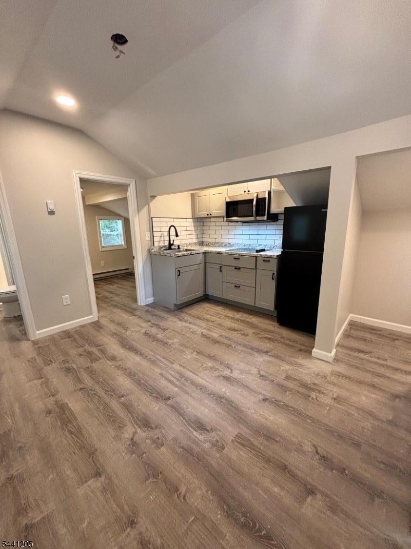 Oak Ridge - Residential Lease