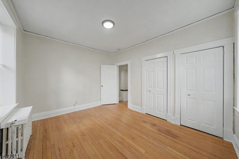 Hill / Pilgrim Apts - Residential Lease