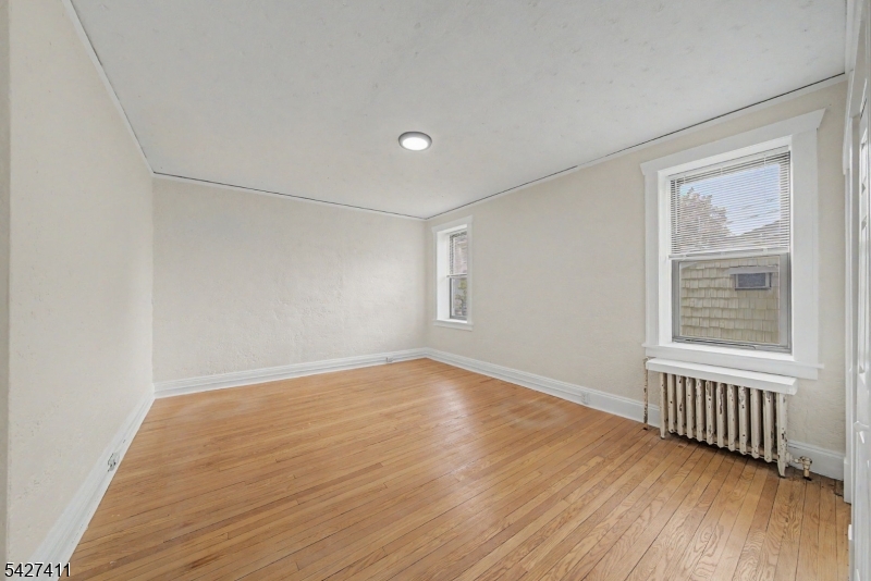 Hill / Pilgrim Apts - Residential Lease
