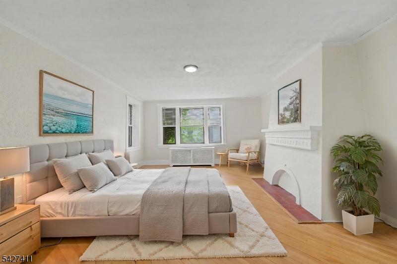 Hill / Pilgrim Apts - Residential Lease