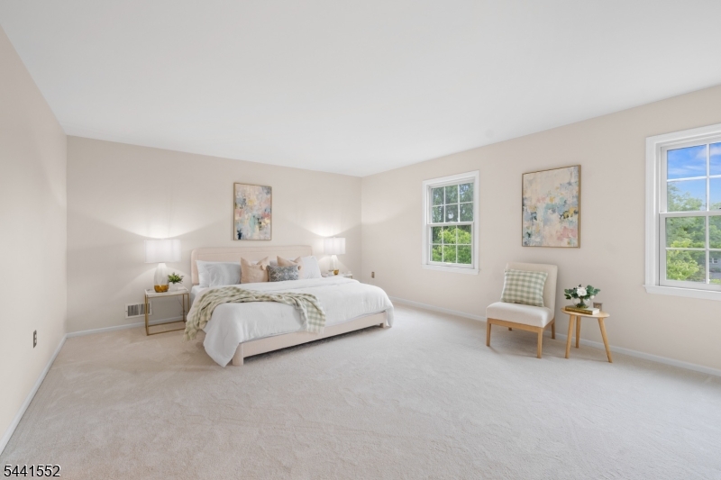 MAJESTIC KNOLLS - Residential