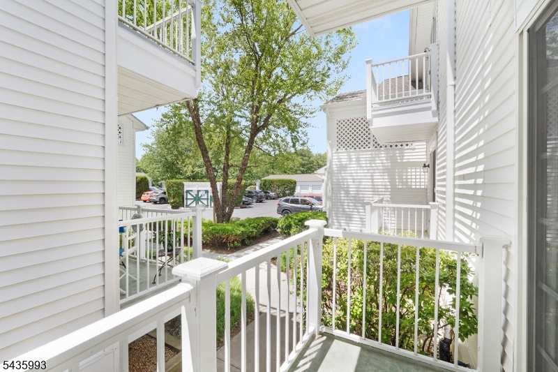 Condo/Coop/Townhouse - Residential