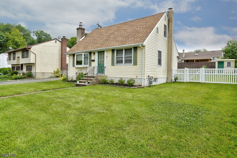 Lake Hiawatha - Residential