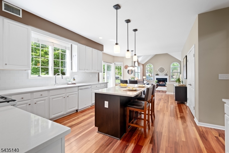 Kings Crossing - Residential