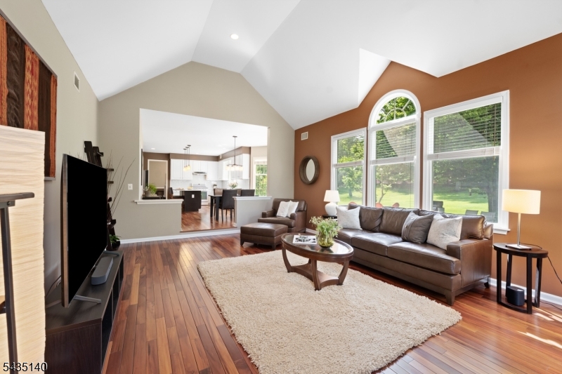 Kings Crossing - Residential