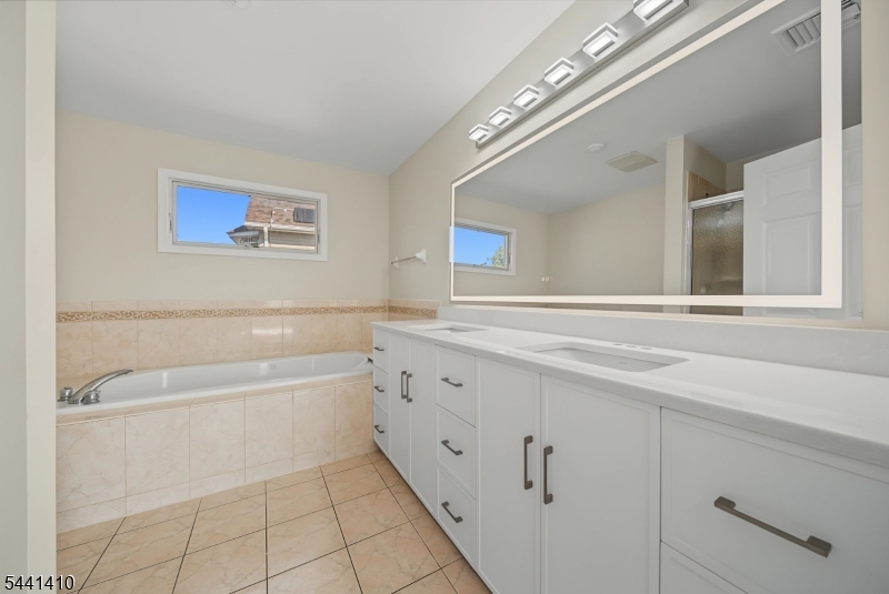 Mazdabrook - Residential