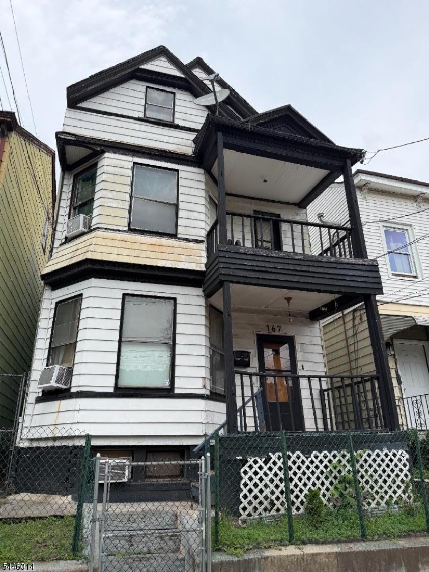 Great Investment Opportunity! Sold in as-is condition with a finished basement featuring a separate entrance, separate utilities, gas, and a private yard. 1st fl: 4 bds, 2nd fl: 3bds, basement: 1 bath. Conveniently located near transportation. Seller will make no repairs.