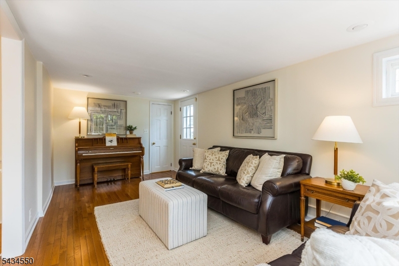 Oak View - Residential