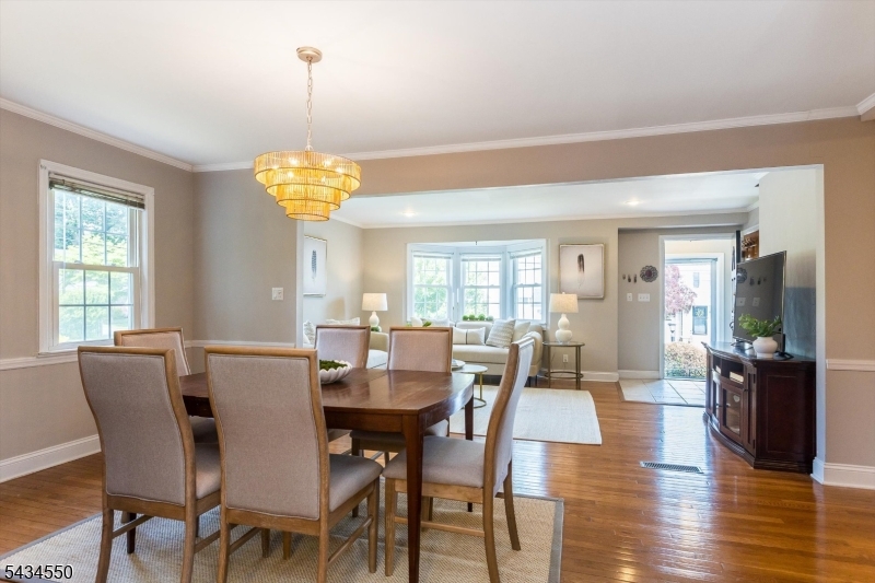 Oak View - Residential
