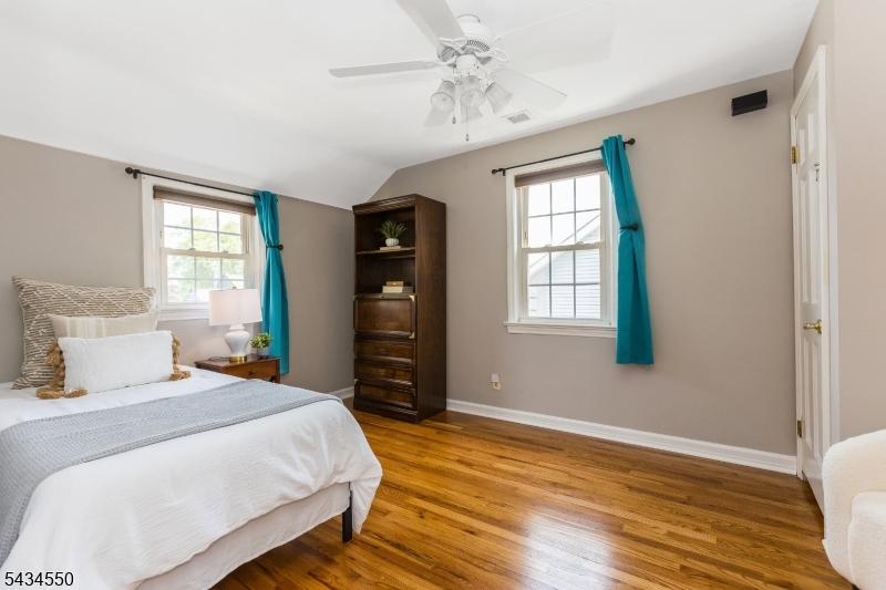 Oak View - Residential