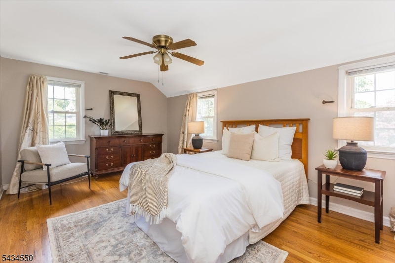 Oak View - Residential