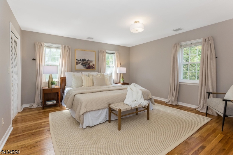 Oak View - Residential