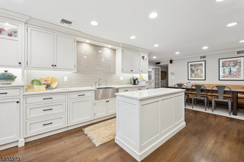 UPPER MONTCLAIR - Residential
