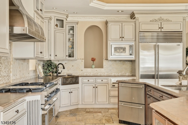 RICKLAND ESTATES - Residential