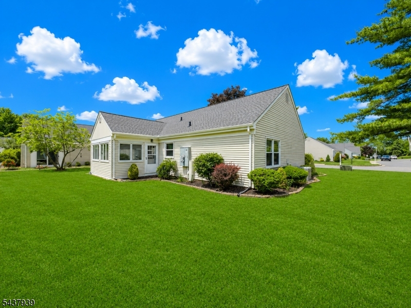 Rossmoor - Residential