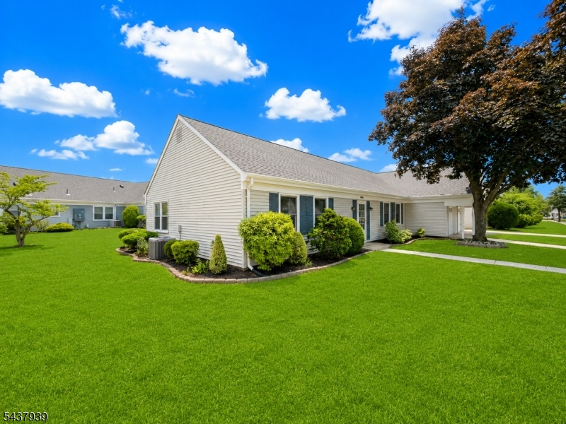 Rossmoor - Residential