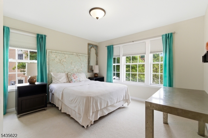 Lakeside - Residential
